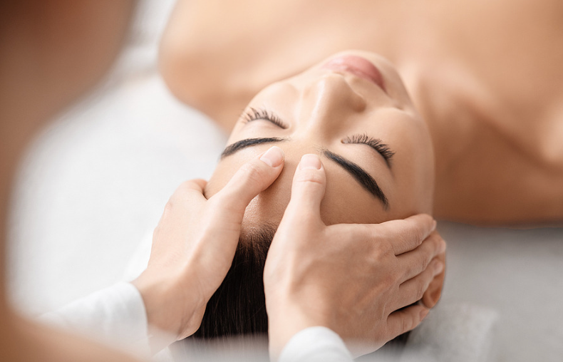 Soin visage Facial Lift-contouring - 60 minutes